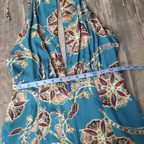 Magnolia South Backless Keyhole Front Romper - Picture 6 of 8